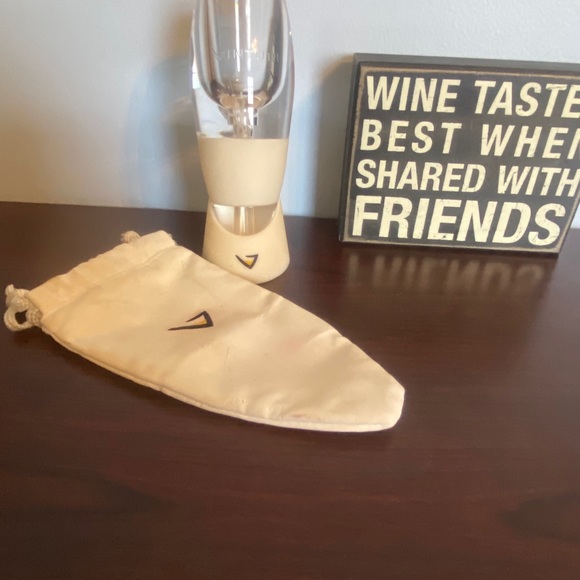 Wine Lover’s Bundle - Vinturi Aerator - Picture 4 of 14